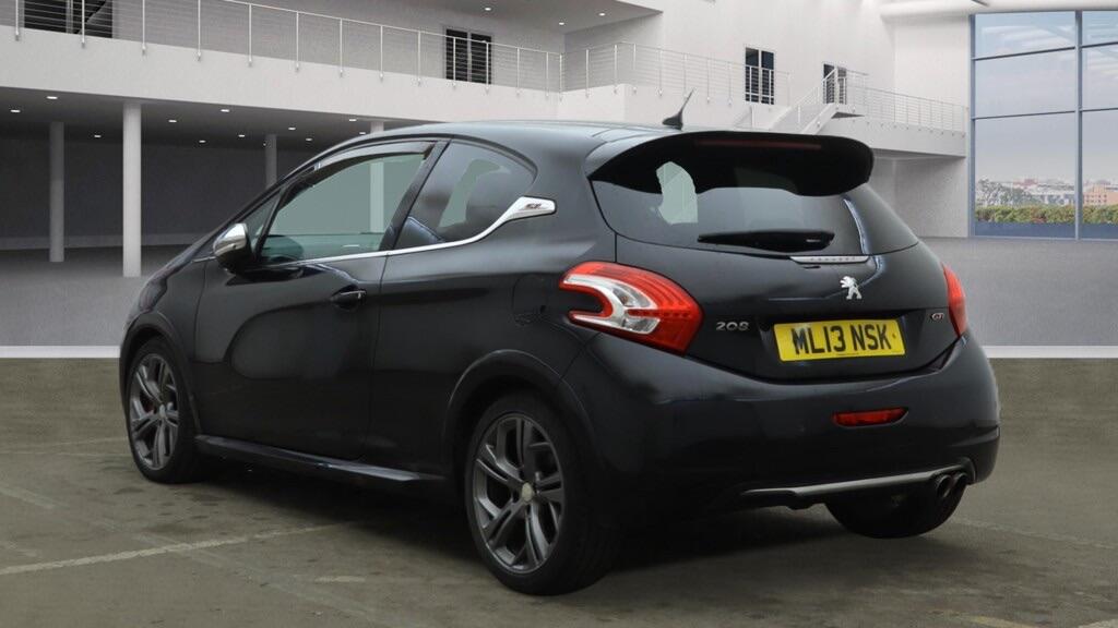 Used Peugeot 208 2013 for sale - 77395796: Photo 7