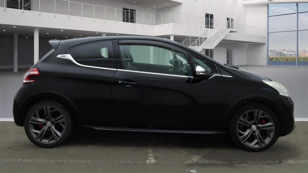 Used Peugeot 208 2013 for sale - 77395796: Photo 9