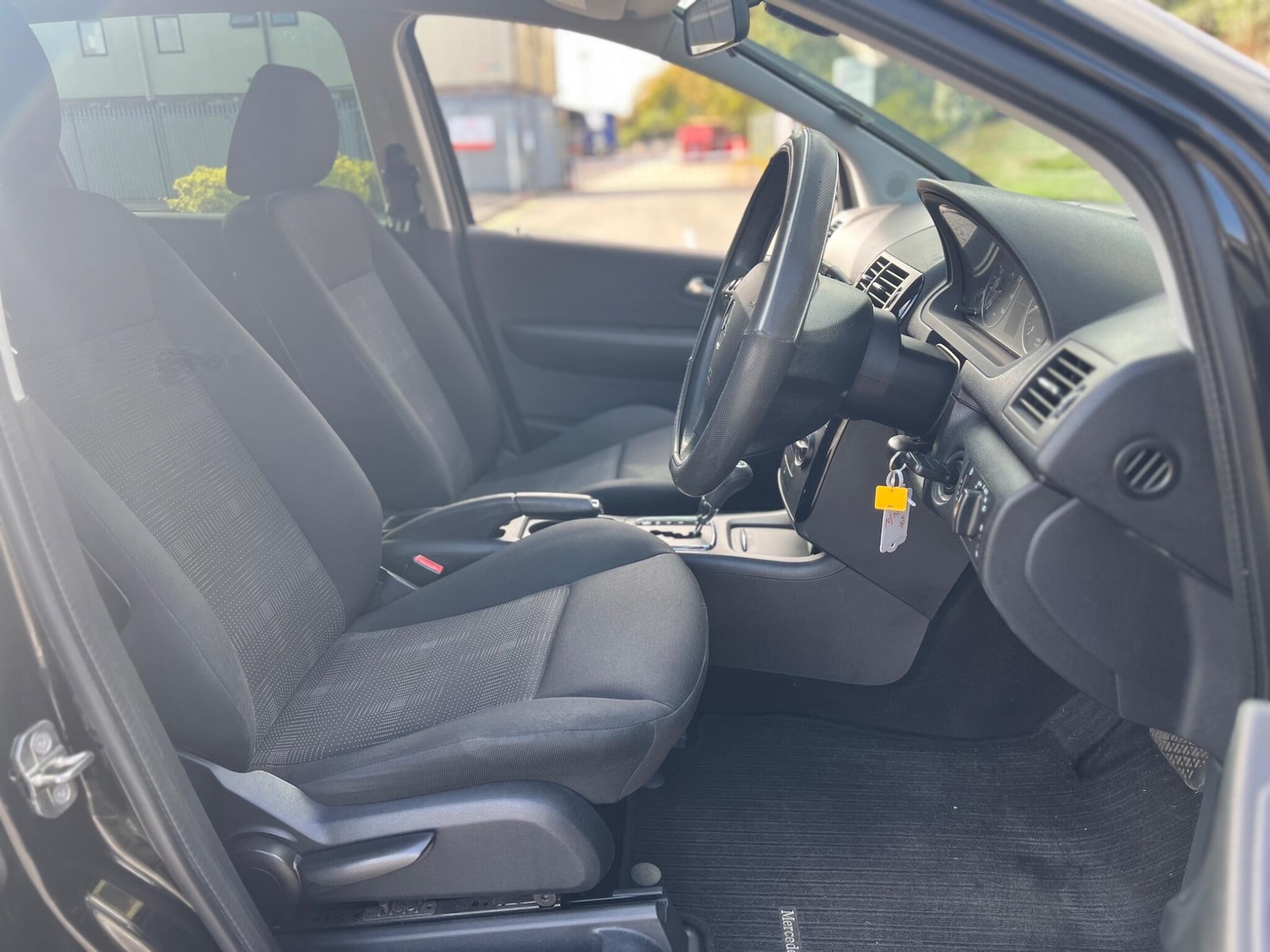 Used Mercedes-Benz A-Class 2009 for sale - 75809981: Photo 17