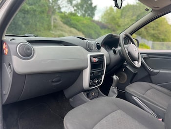 Used Dacia Duster 2013 for sale - 79049058: Photo