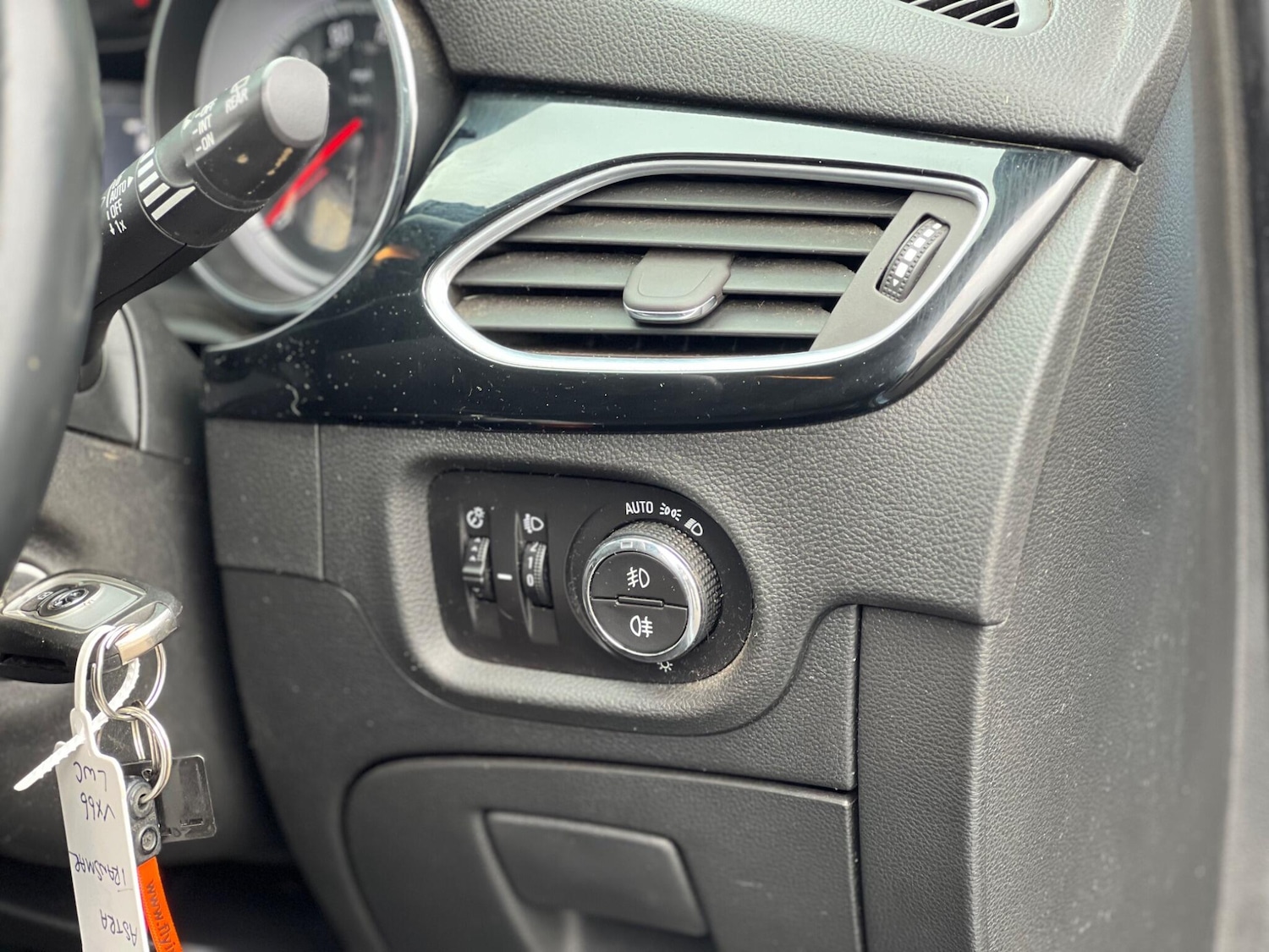 Used Vauxhall Astra 2016 for sale - 77559290: Photo 39