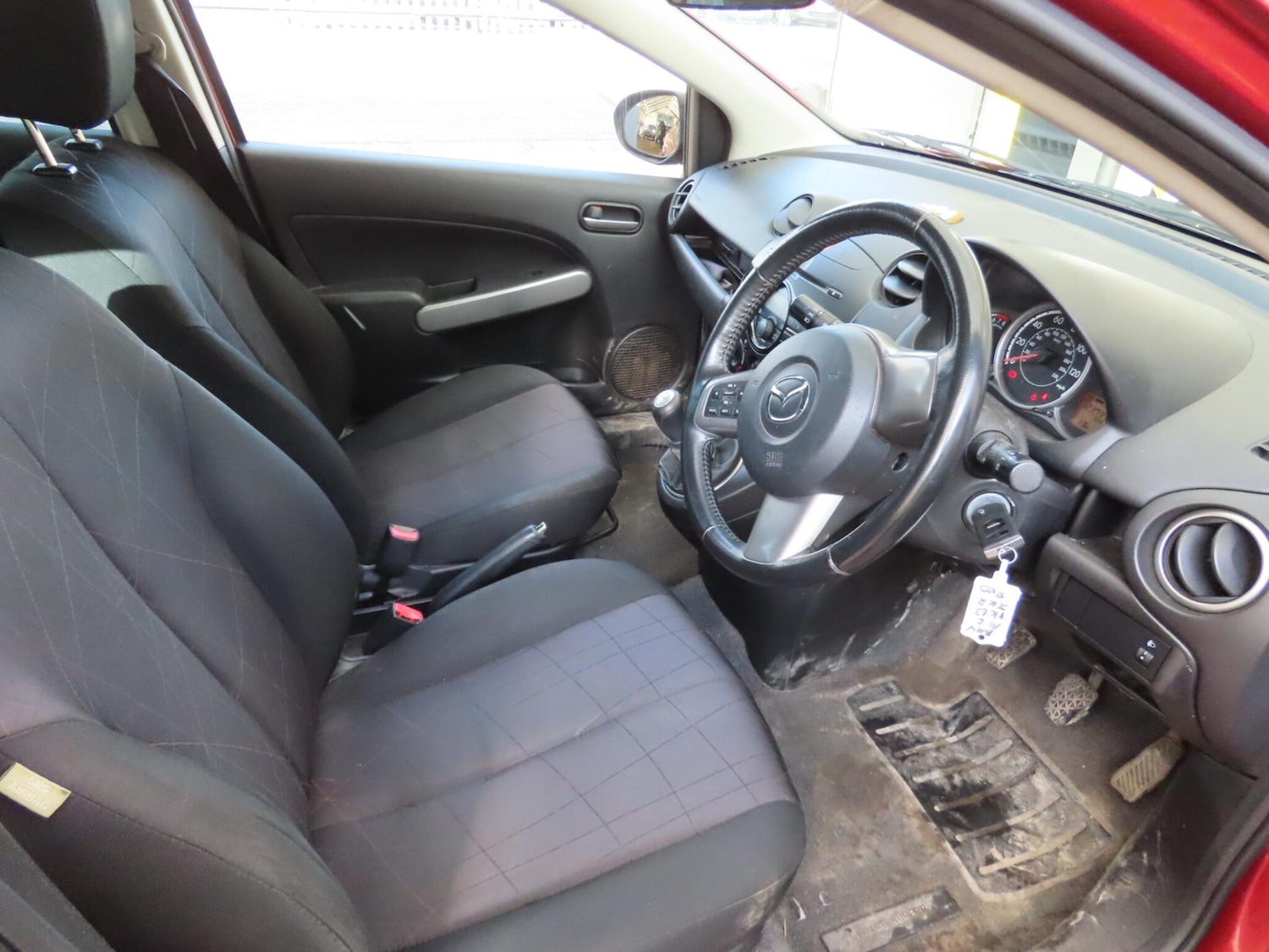 Used Mazda Mazda2 for sale - 77737997: Photo 4