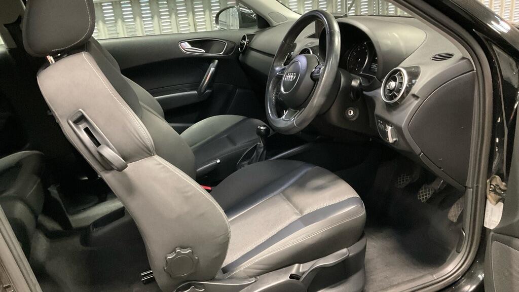 Used Audi A1 for sale - 76440599: Photo 9