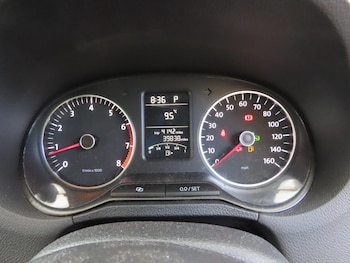 Used Volkswagen Polo 2010 for sale - 77709784: Photo