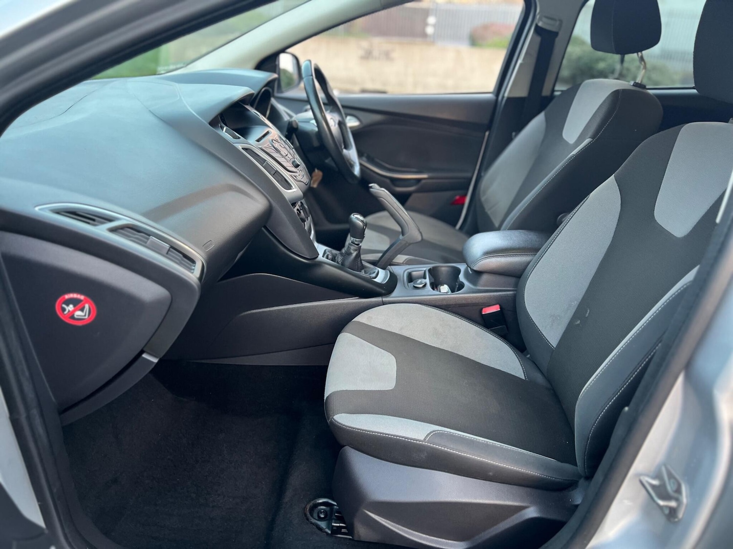 Used Ford Focus 2011 for sale - 76913430: Photo 18