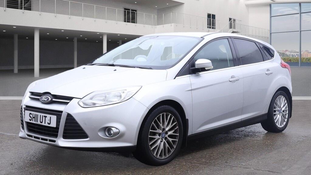 Used Ford Focus 2011 for sale - 76913430: Photo 2
