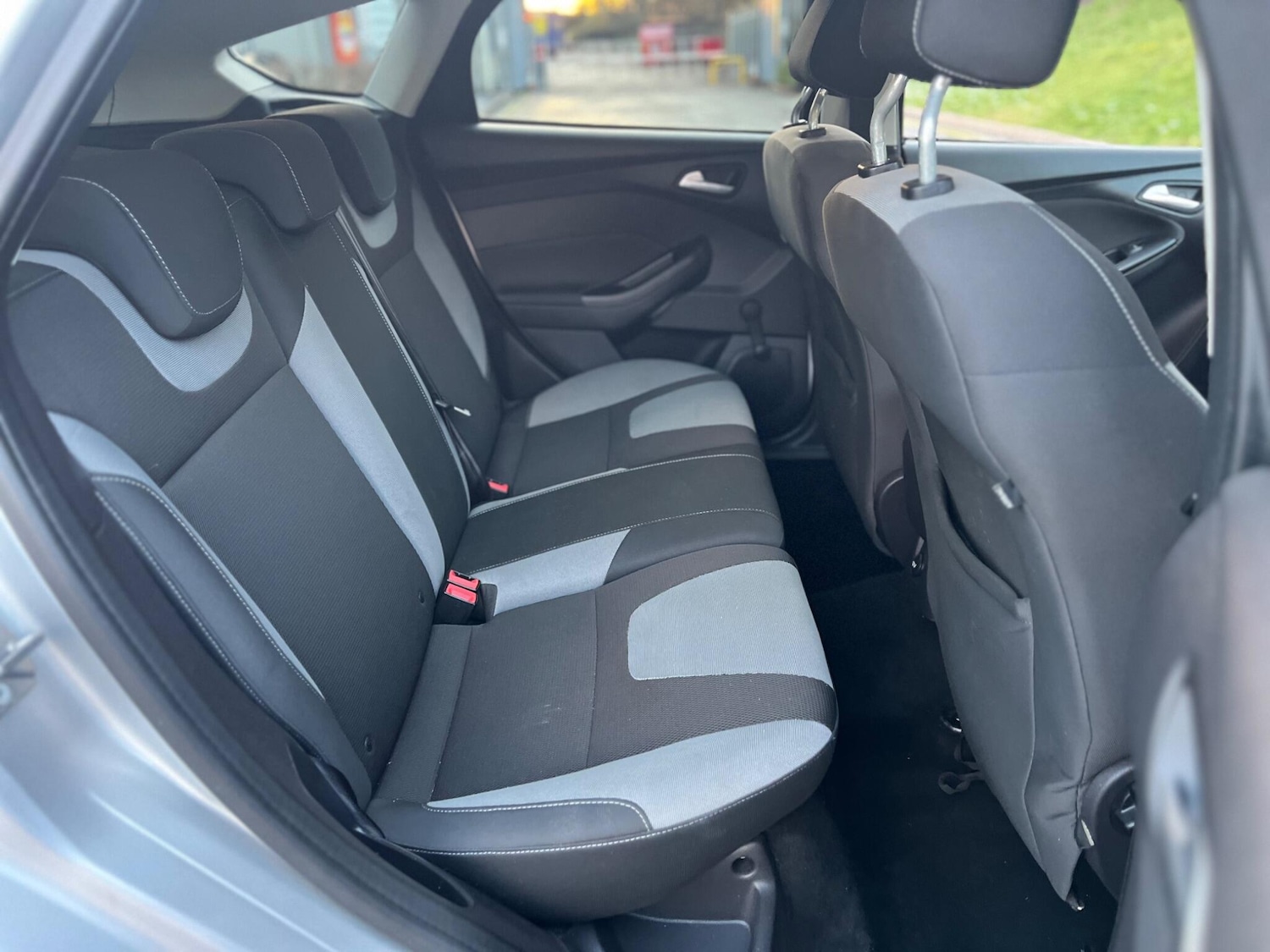 Used Ford Focus 2011 for sale - 76913430: Photo 24