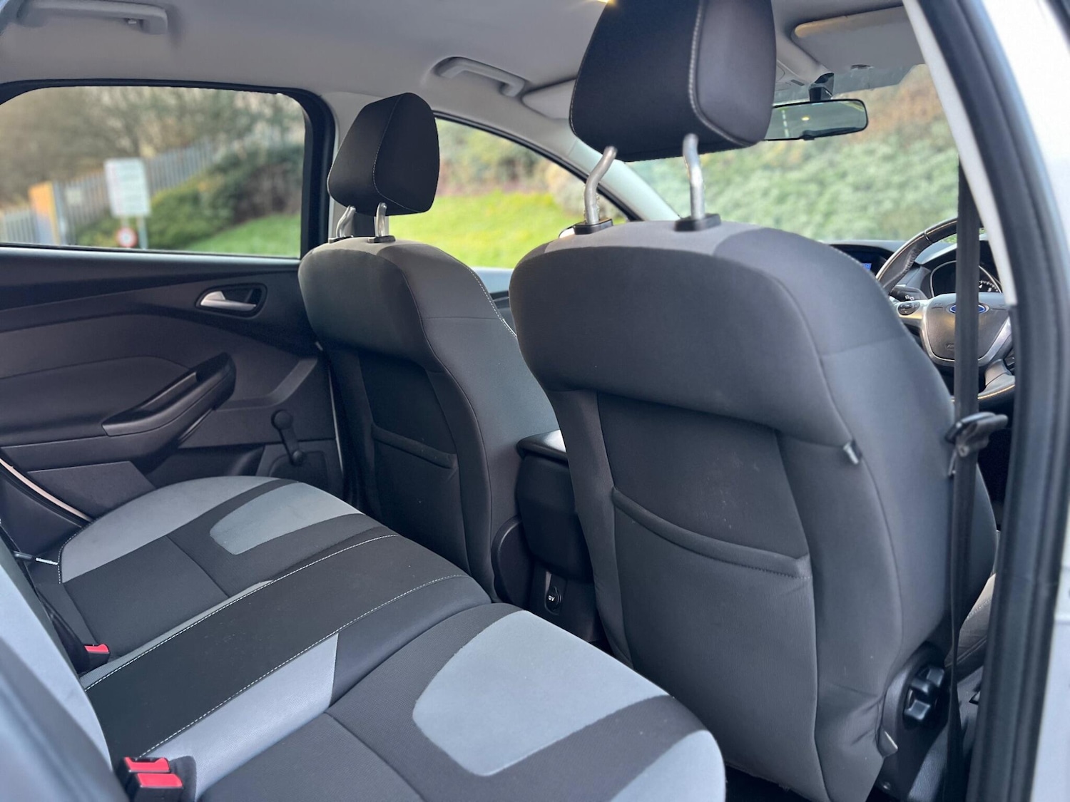 Used Ford Focus 2011 for sale - 76913430: Photo 25