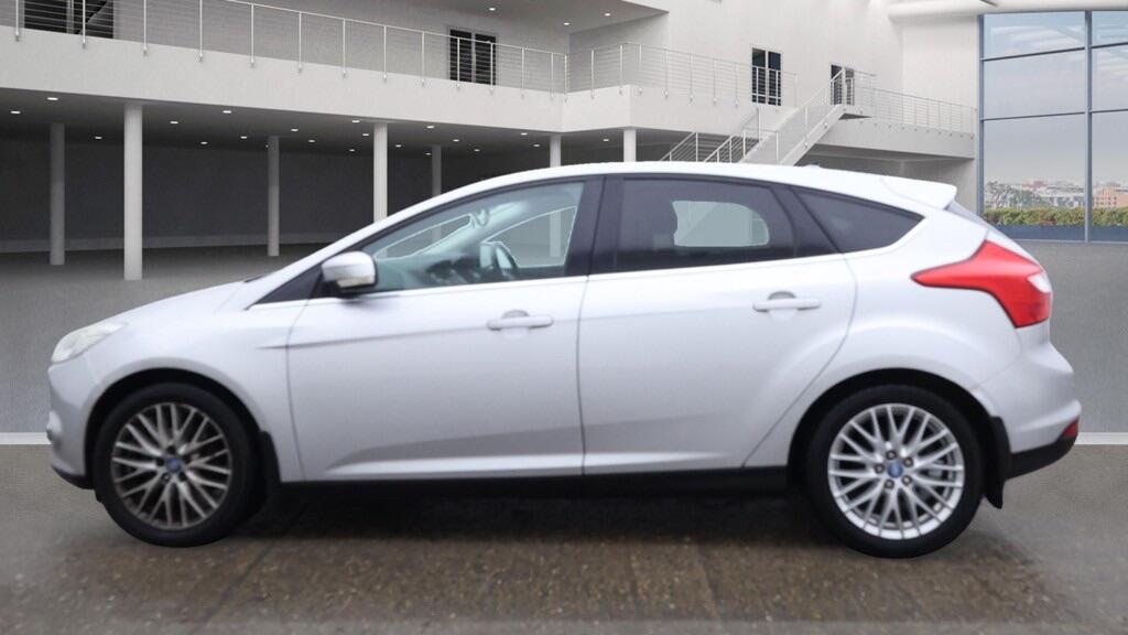 Used Ford Focus 2011 for sale - 76913430: Photo 6