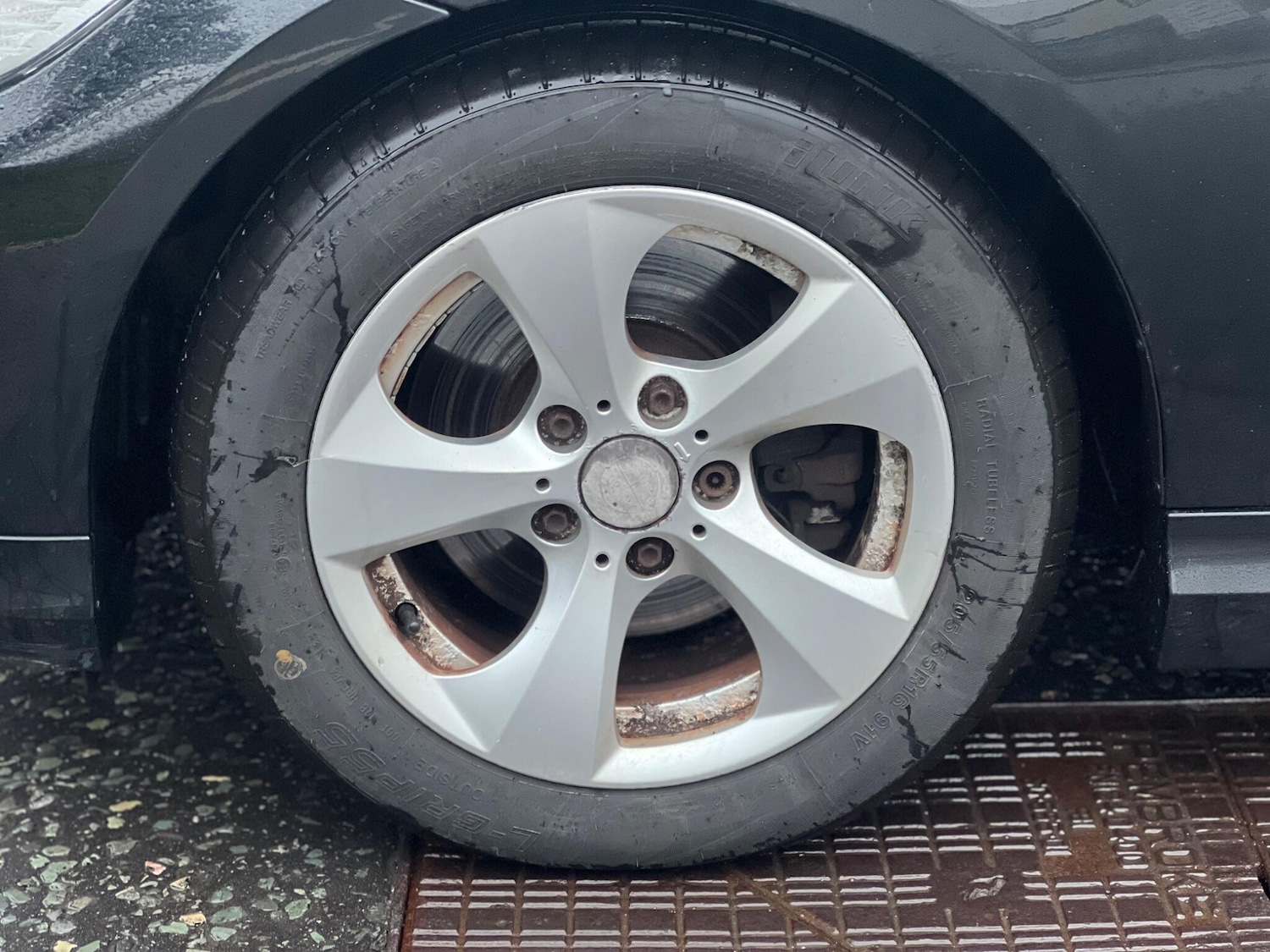 Used BMW 3 Series 2010 for sale - 77440449: Photo 35