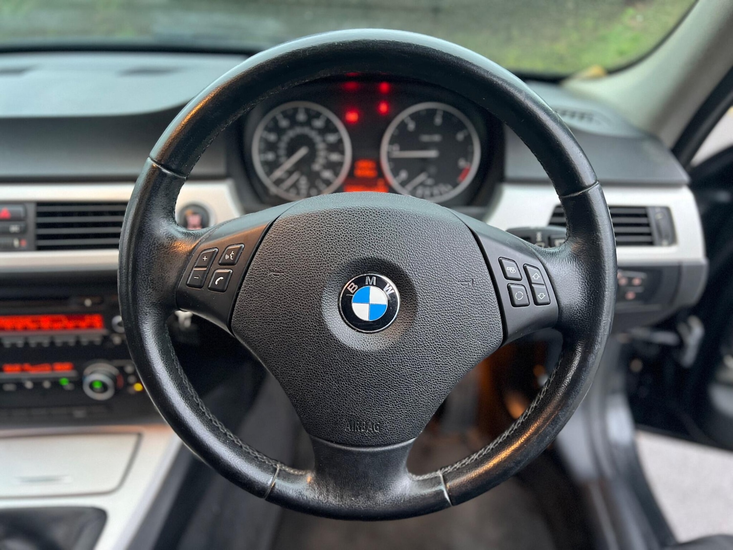 Used BMW 3 Series 2010 for sale - 77440449: Photo 5