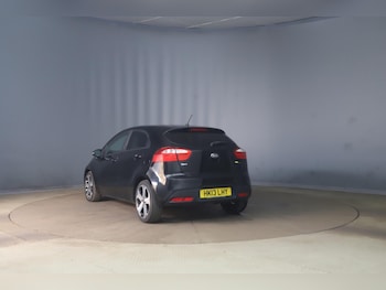 Used Kia Rio 2013 for sale - 79076120: Photo