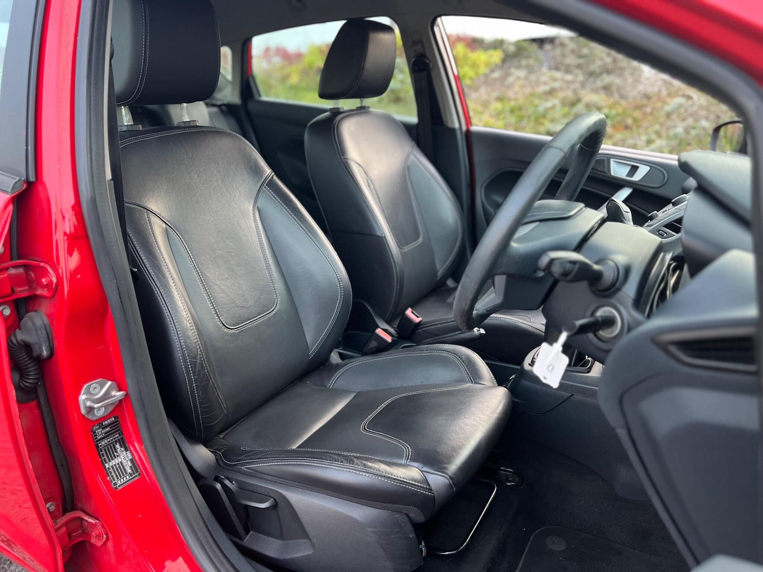 Used Ford Fiesta 2012 for sale - 76550393: Photo 17