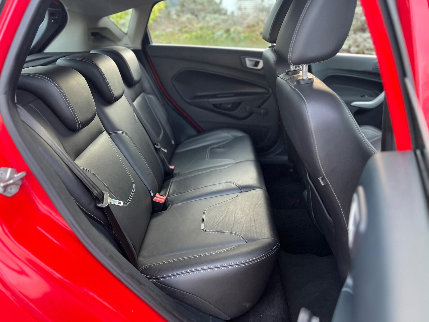 Used Ford Fiesta 2012 for sale - 76550393: Photo 24