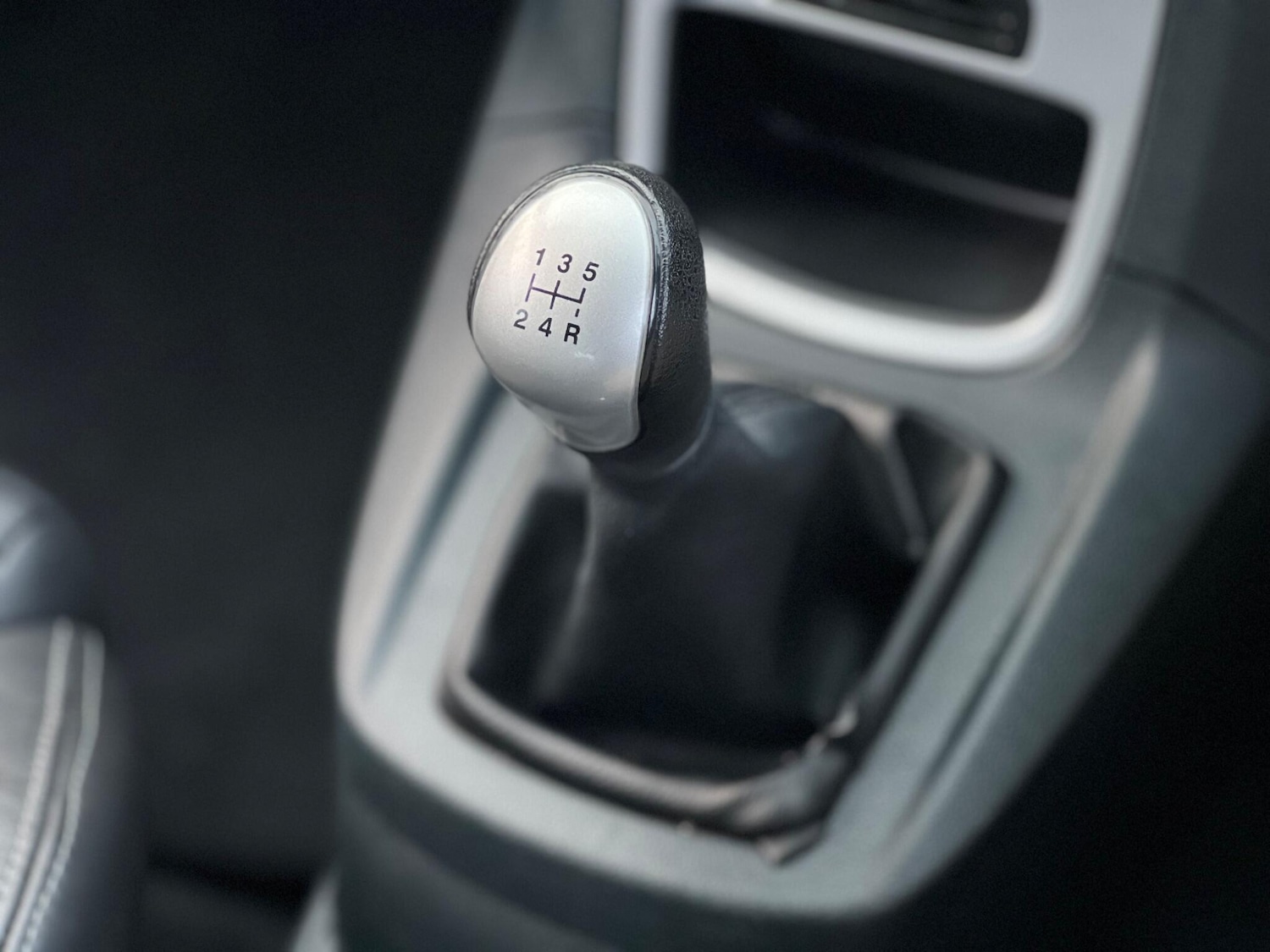 Used Ford Fiesta 2012 for sale - 76550393: Photo 31