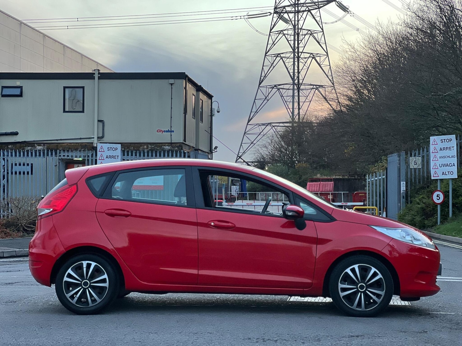 Used Ford Fiesta 2012 for sale - 76550393: Photo 9