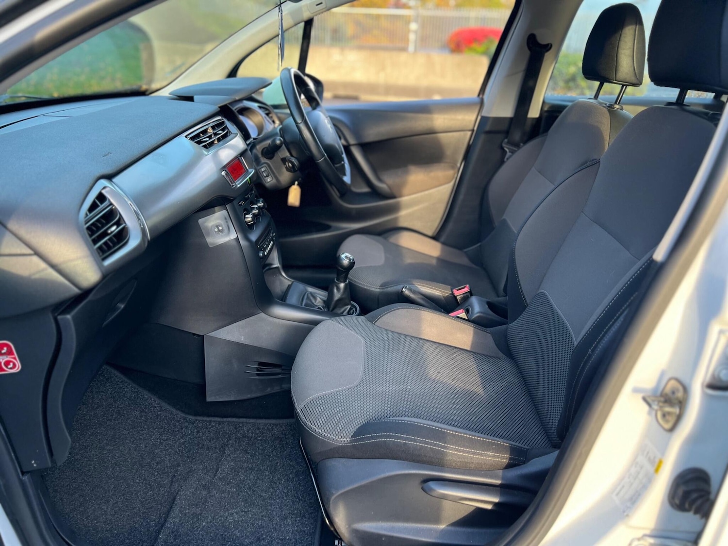 Used Citroen C3 2015 for sale - 76251137: Photo 17