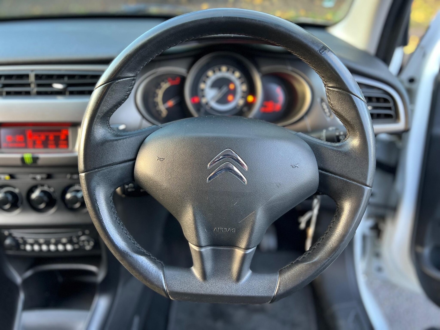 Used Citroen C3 2015 for sale - 76251137: Photo 5