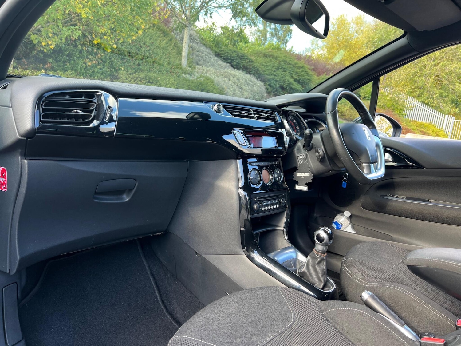 Used Citroen DS3 2015 for sale - 76024509: Photo 4