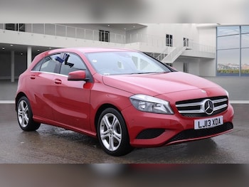 Used Mercedes-Benz A-Class 2013 for sale - 76561109: Photo