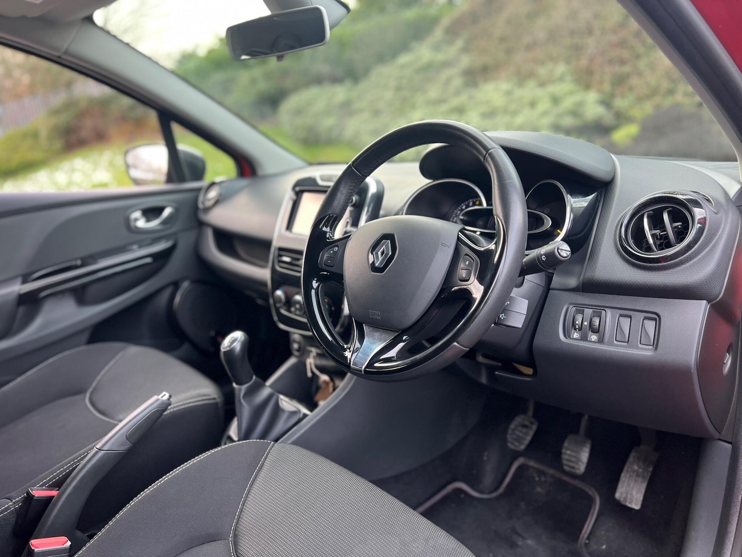 Used Renault Clio 2014 for sale - 77144220: Photo 6