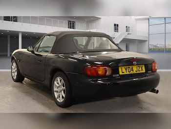 Used Mazda MX-5 2004 for sale - 76936319: Photo
