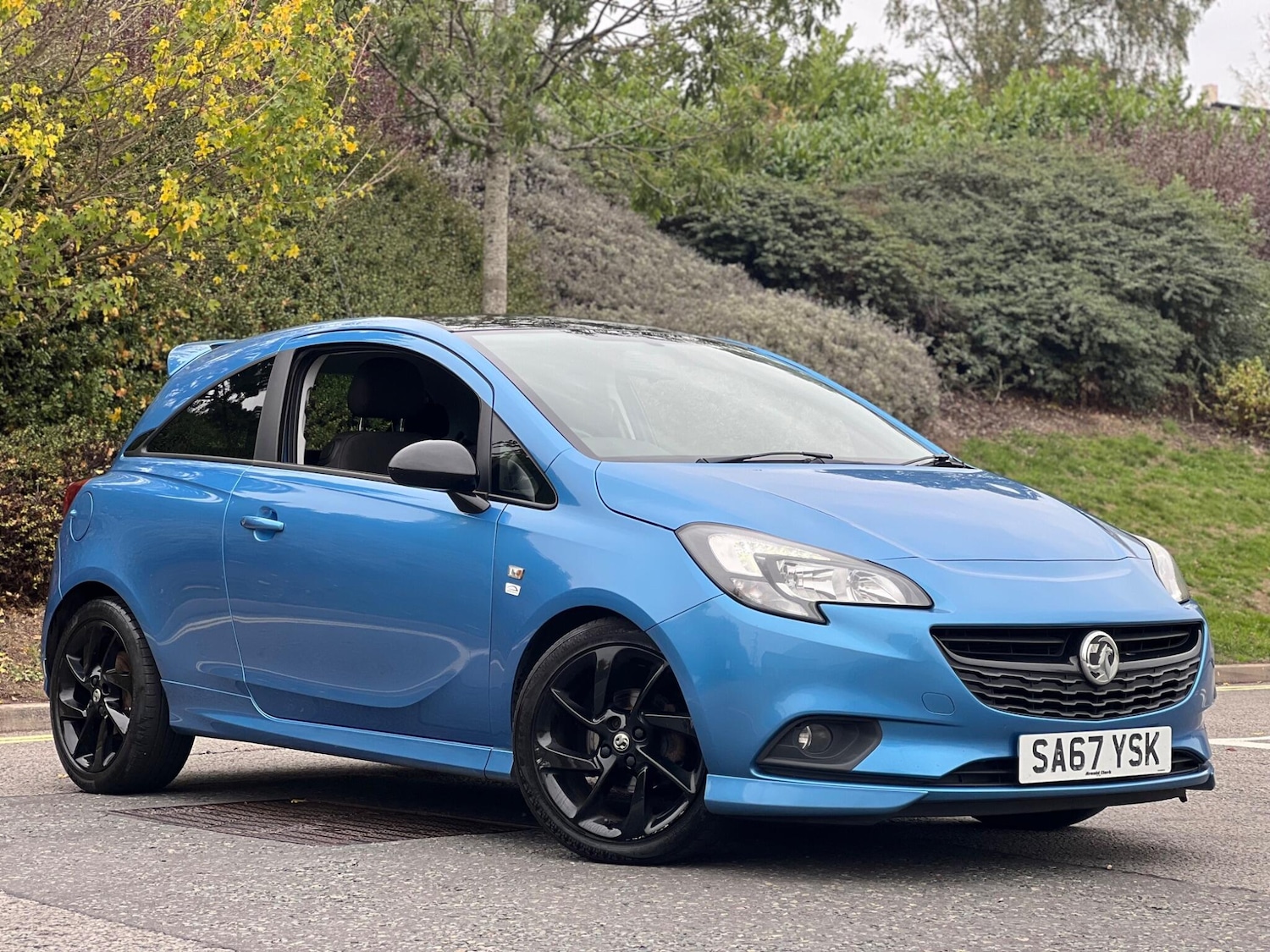 Used Vauxhall Corsa 2017 for sale - 76326860: Photo 1
