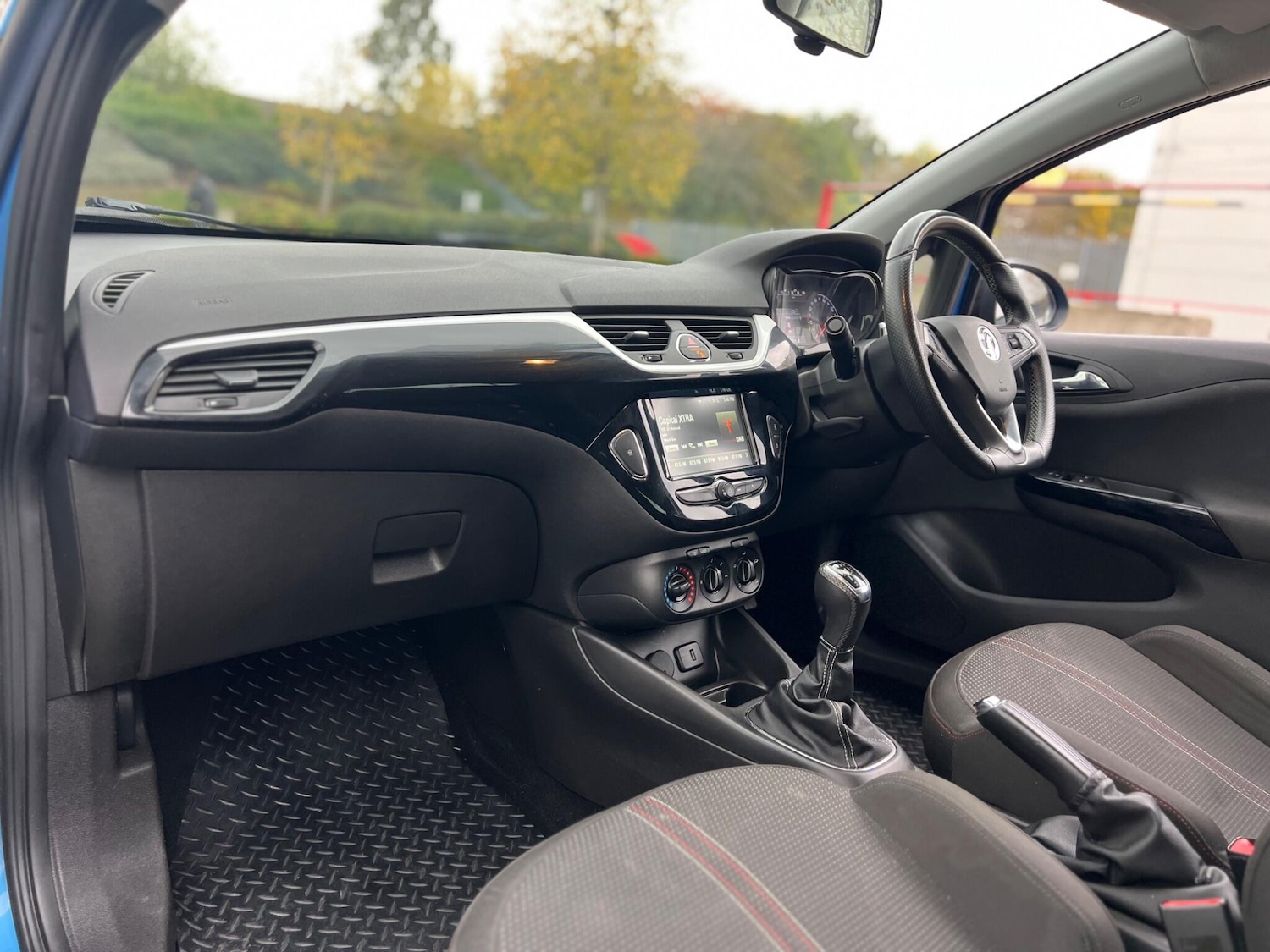 Used Vauxhall Corsa 2017 for sale - 76326860: Photo 4