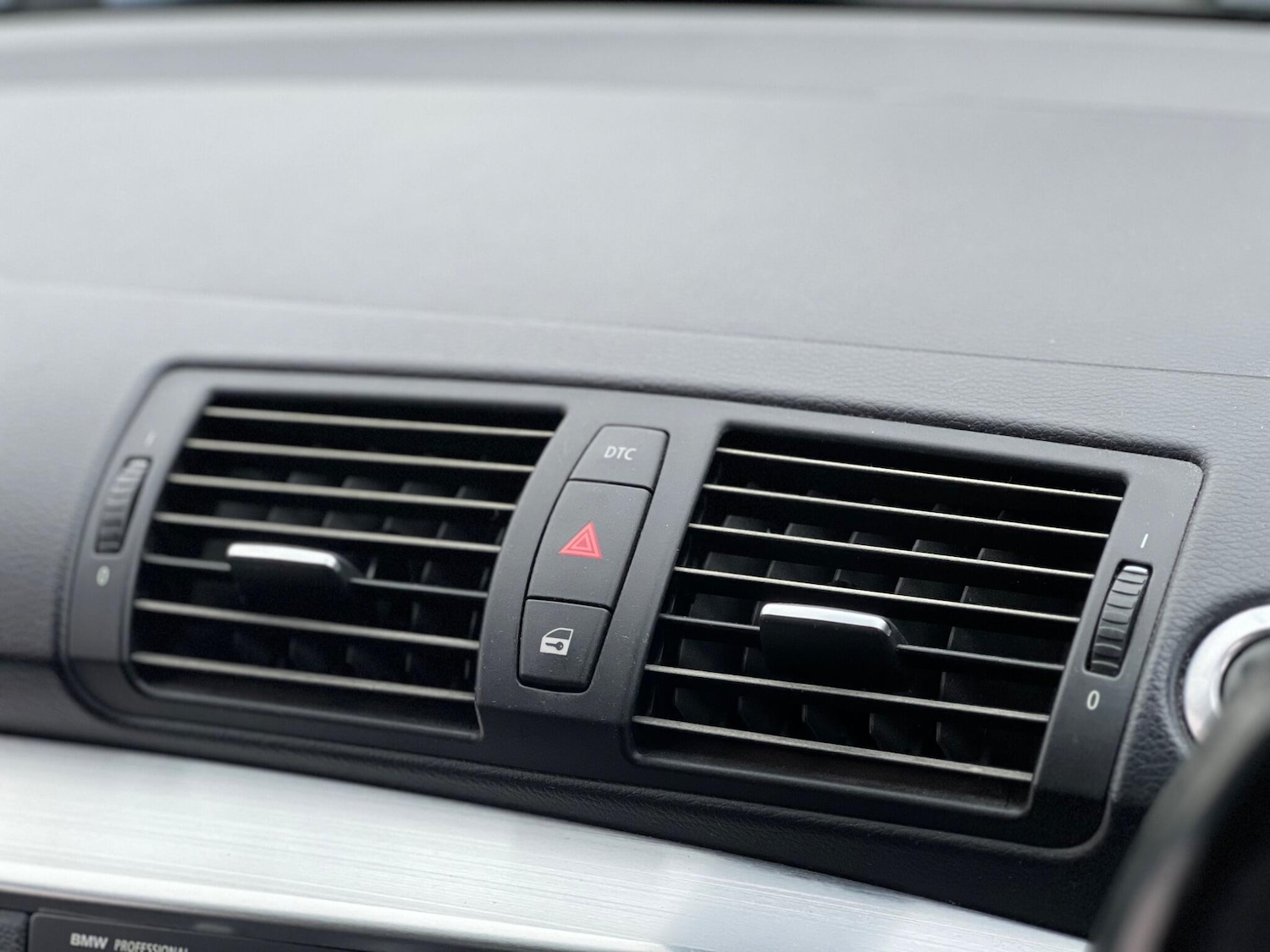 Used BMW 1 Series 2009 for sale - 77784097: Photo 28