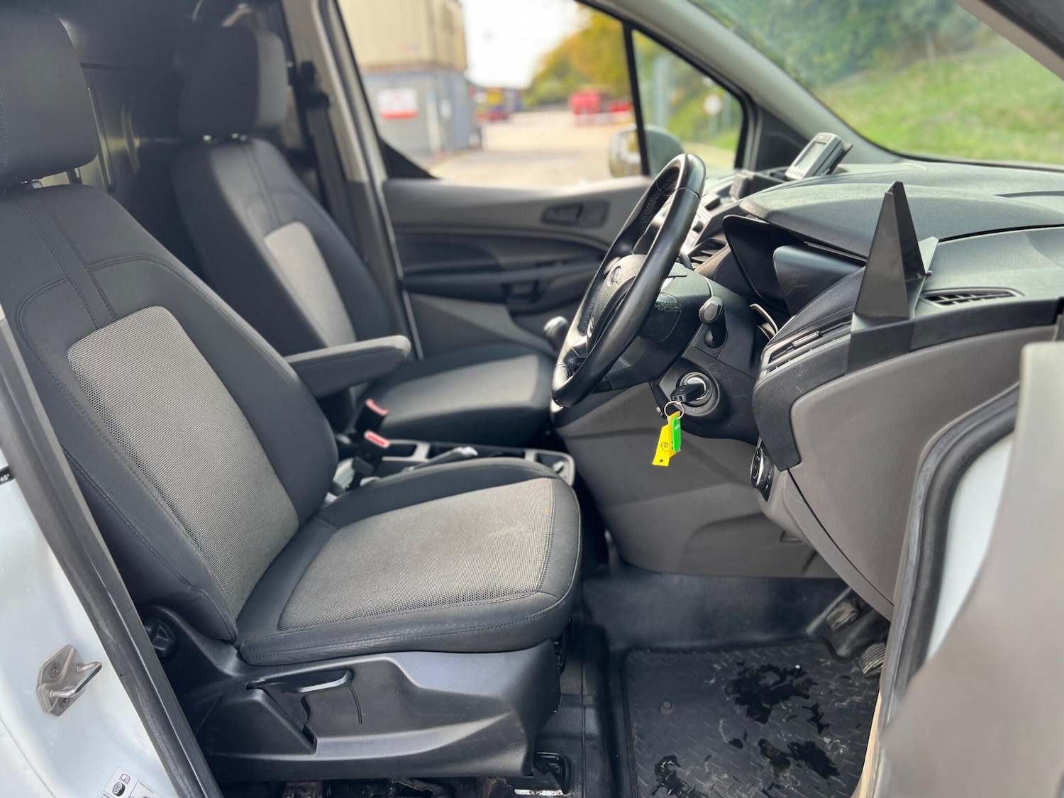 Used Ford Transit Connect 2019 for sale - 76122740: Photo 16