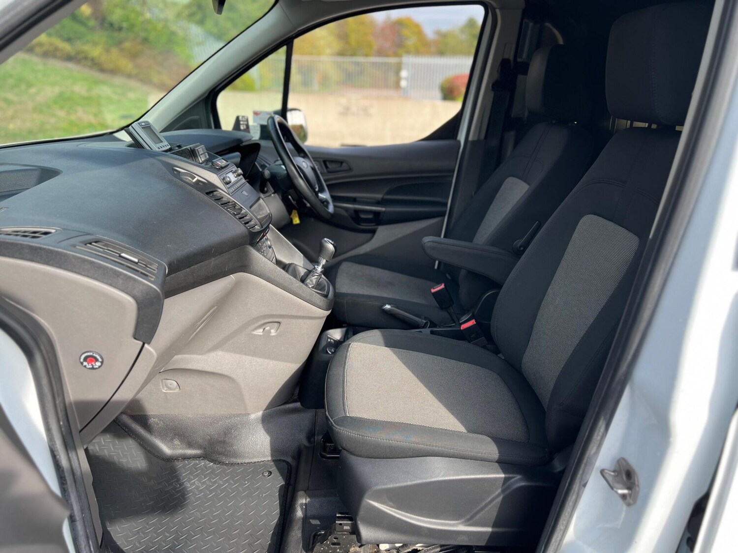 Used Ford Transit Connect 2019 for sale - 76122740: Photo 18