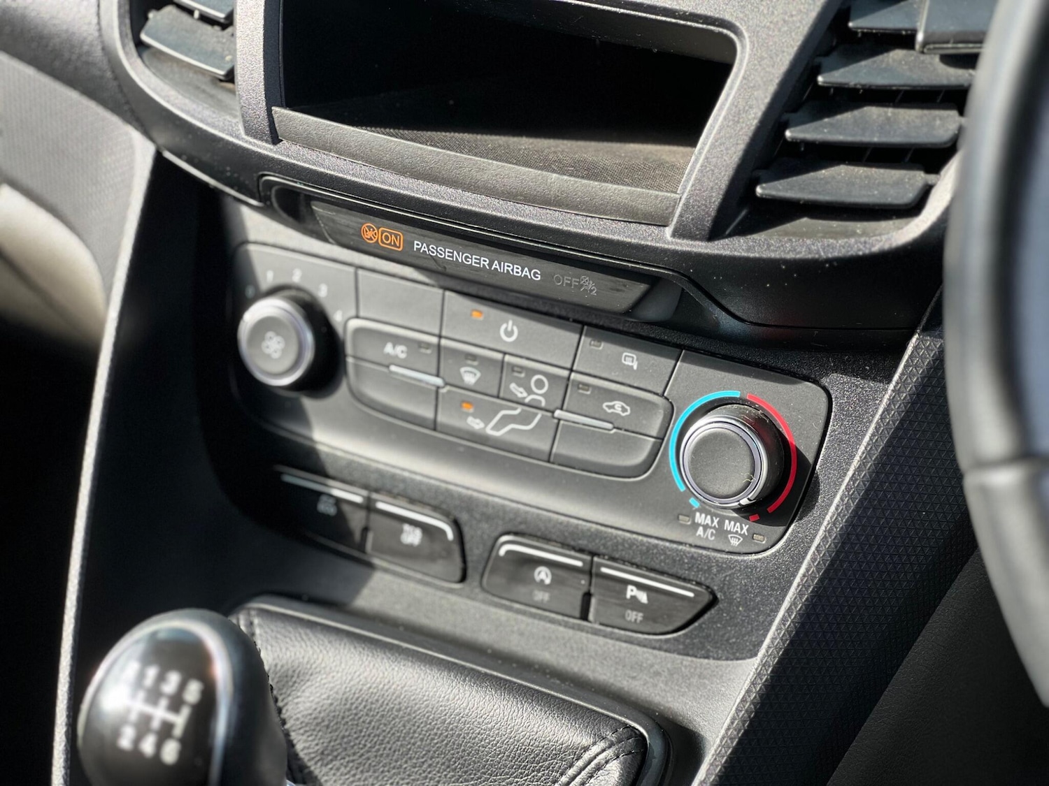 Used Ford Transit Connect 2019 for sale - 76122740: Photo 25