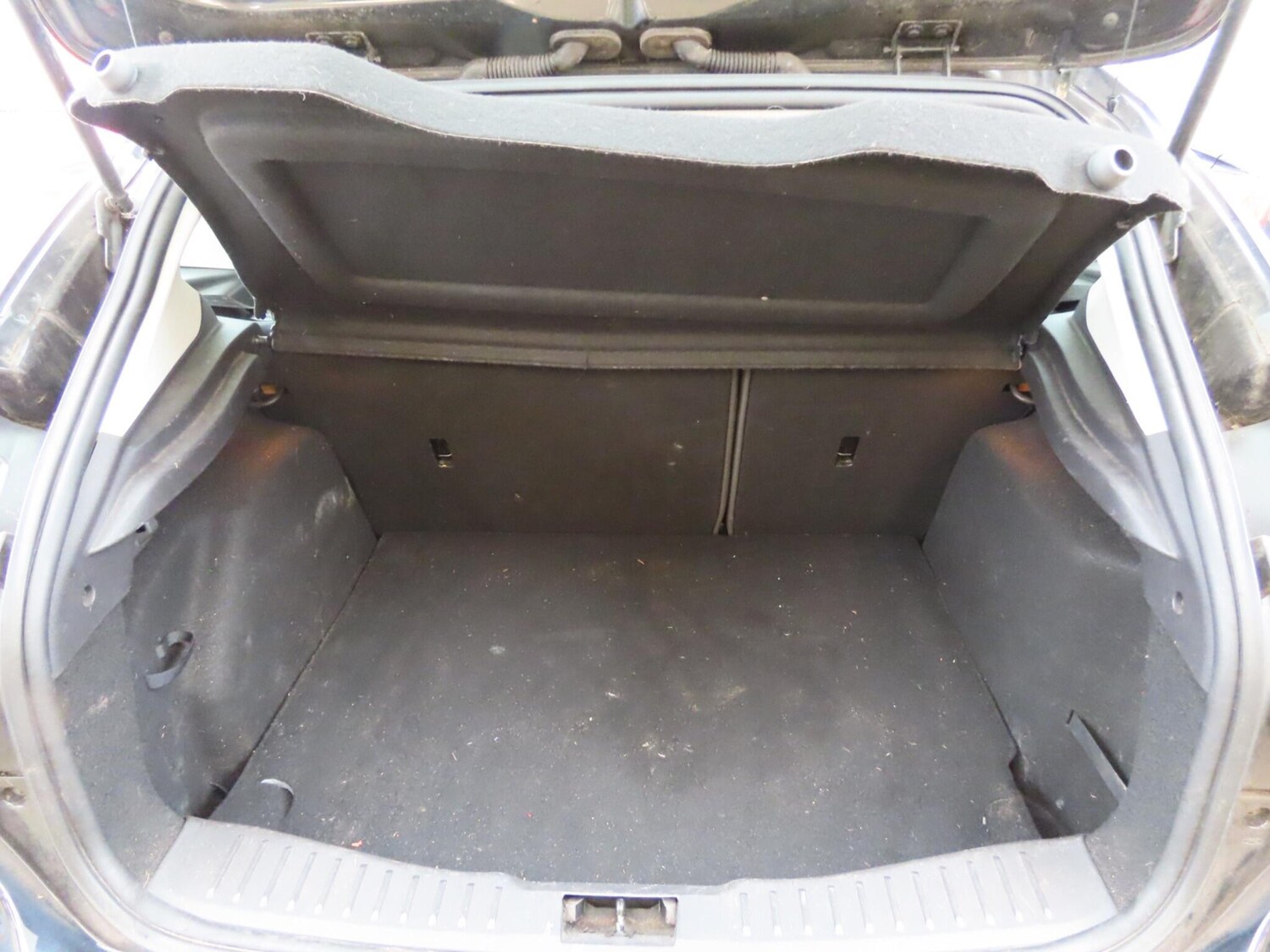 Used Ford Focus 2013 for sale - 77839676: Photo 9