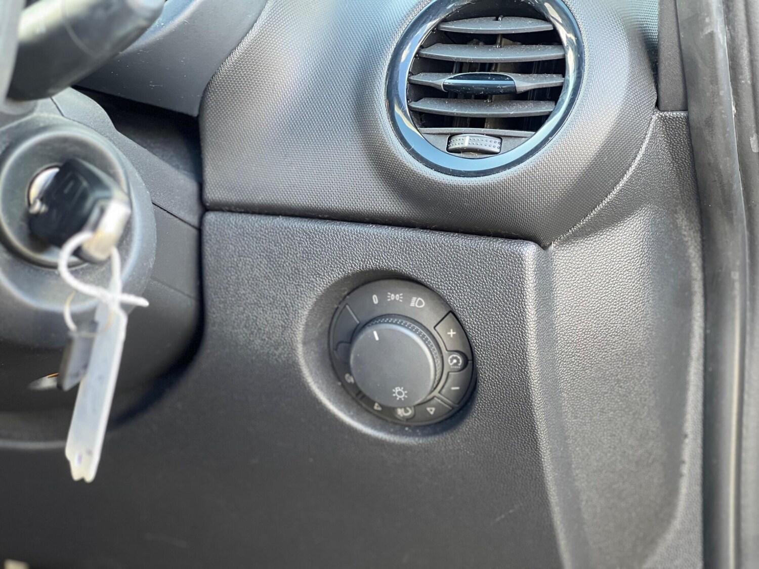 Used Vauxhall Corsa 2008 for sale - 78063049: Photo 35