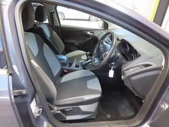 Used Ford Focus 2011 for sale - 79259715: Photo