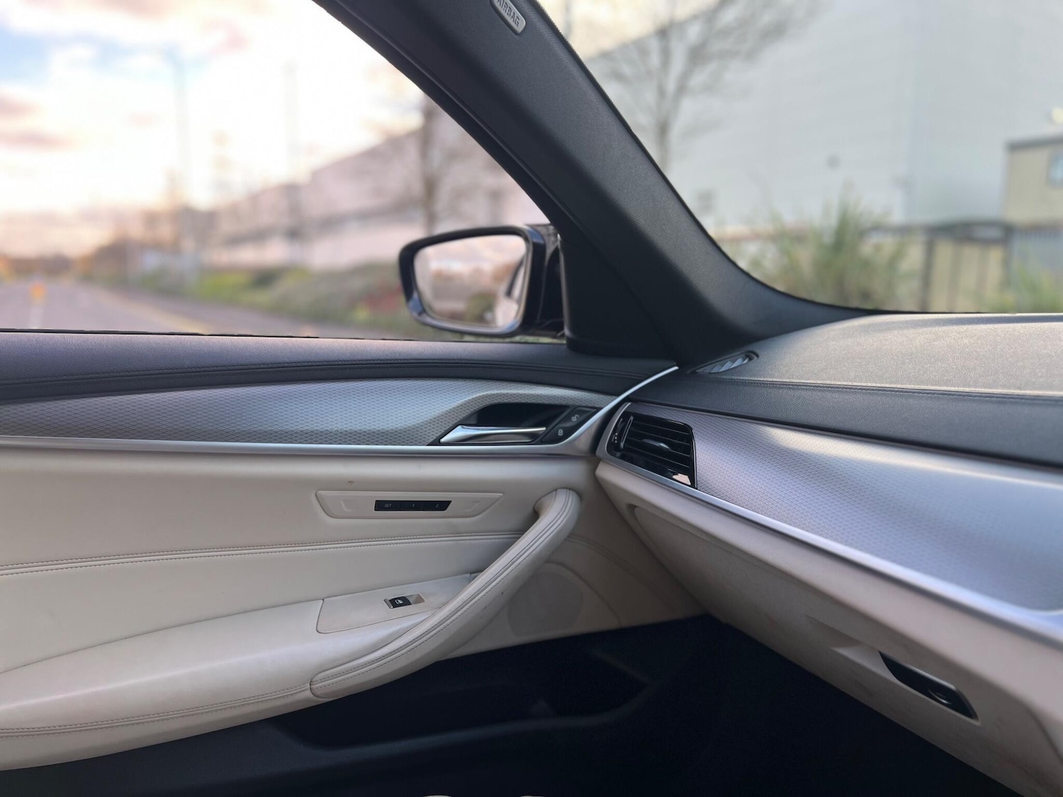 Used BMW 5 Series 2017 for sale - 77050219: Photo 49