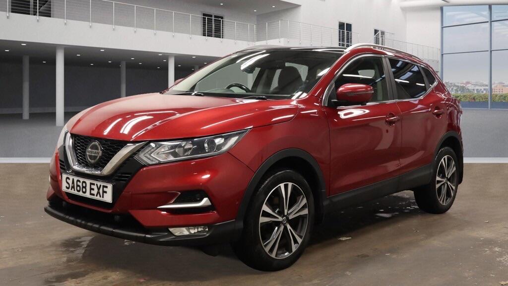 Used Nissan Qashqai 2018 for sale - 76645809: Photo 2
