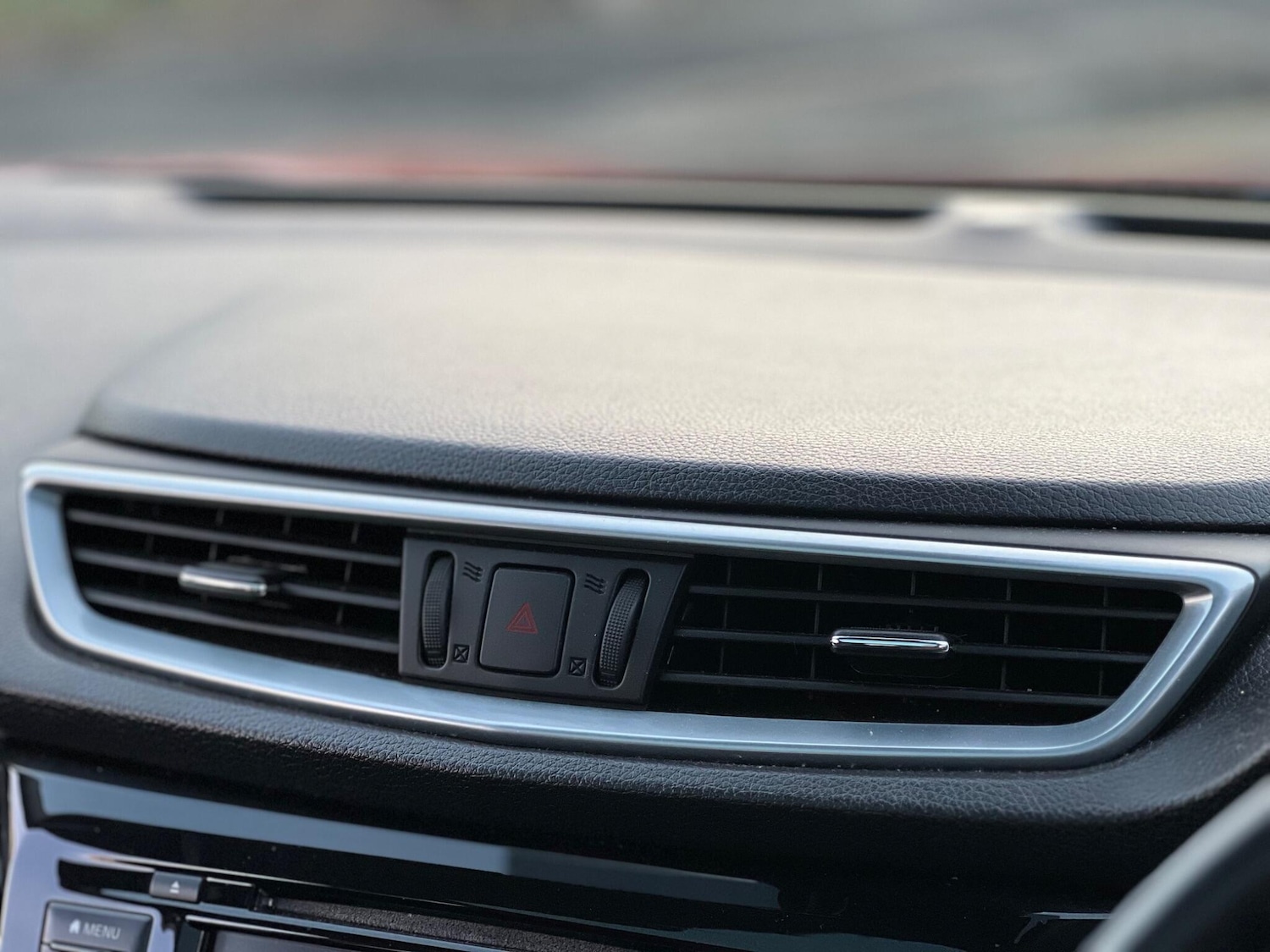 Used Nissan Qashqai 2018 for sale - 76645809: Photo 30