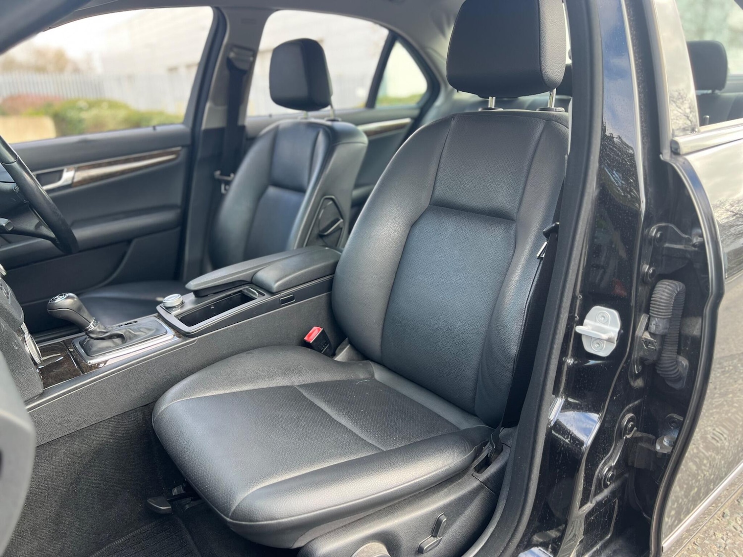 Used Mercedes-Benz C Class 2011 for sale - 77345042: Photo 20