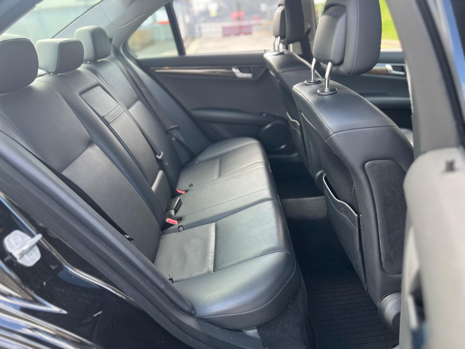 Used Mercedes-Benz C Class 2011 for sale - 77345042: Photo 25