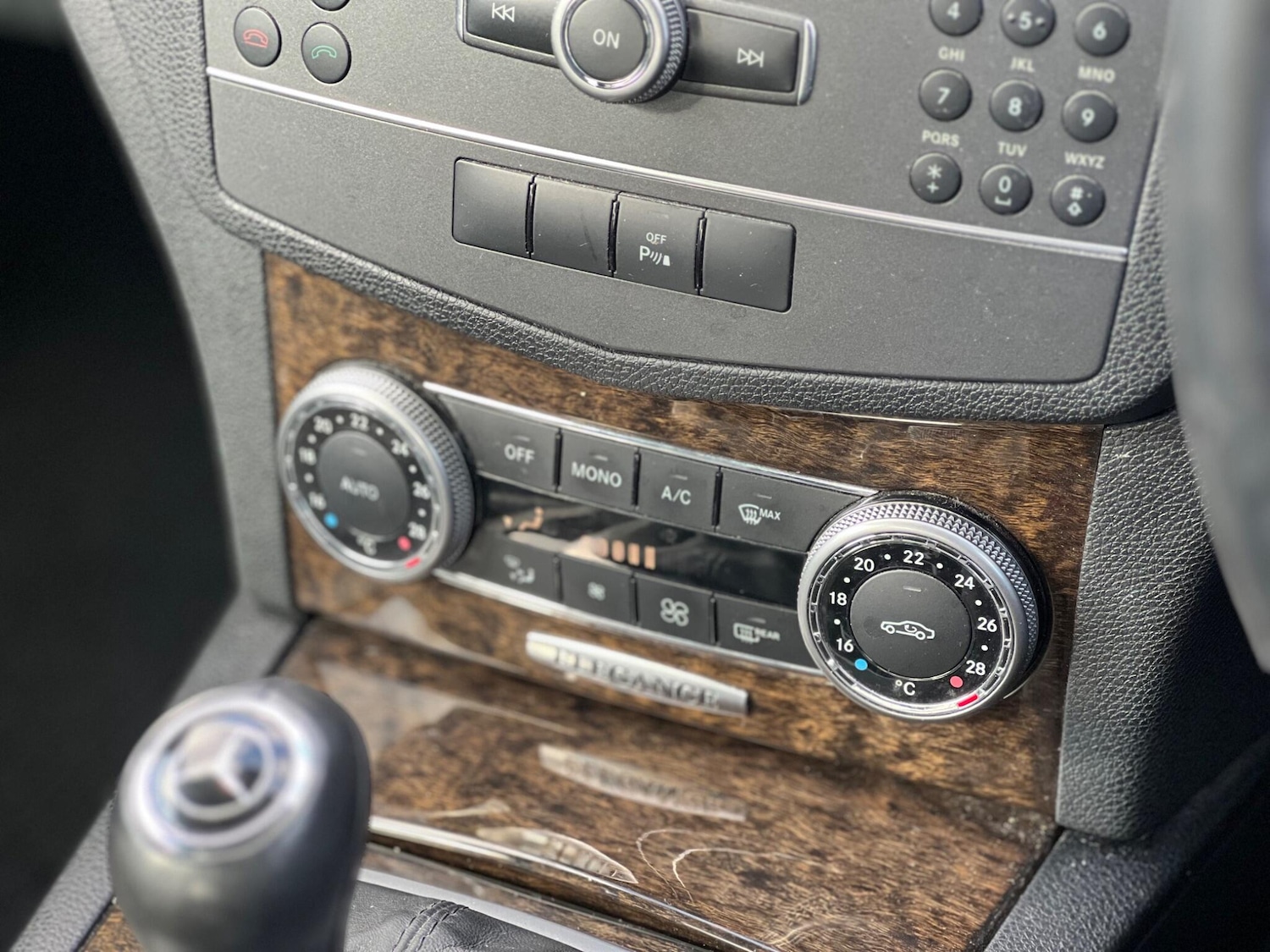 Used Mercedes-Benz C Class 2011 for sale - 77345042: Photo 30