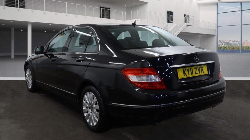 Used Mercedes-Benz C Class 2011 for sale - 77345042: Photo 8