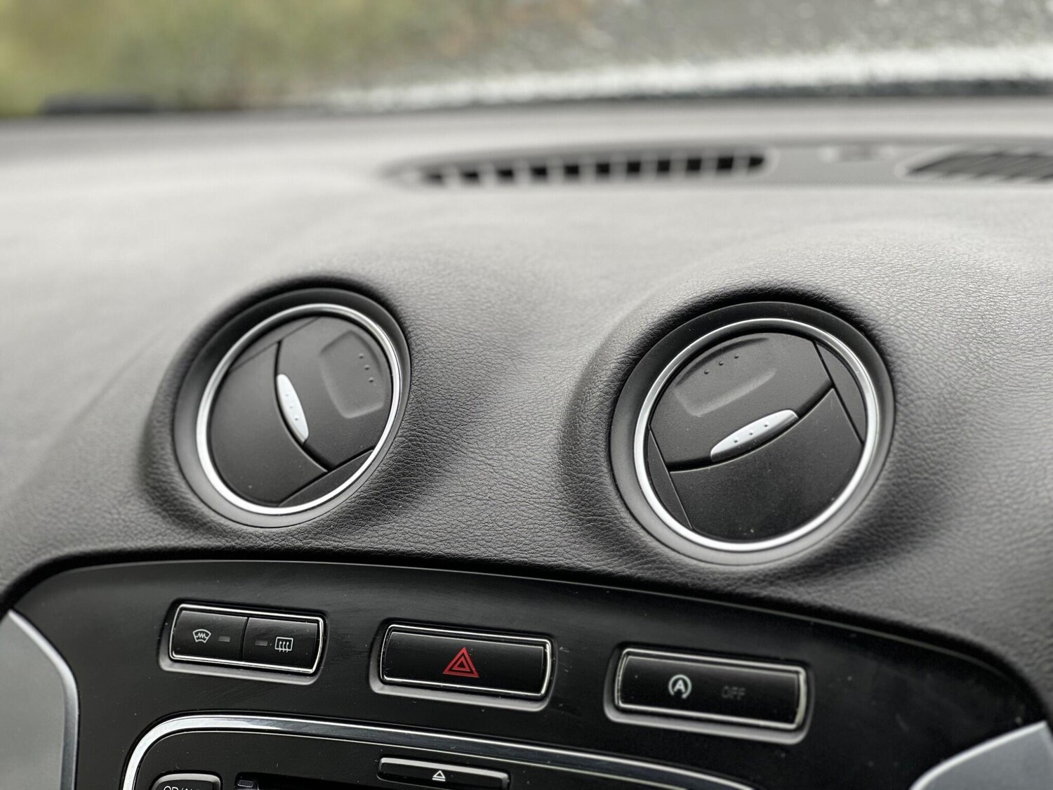 Used Ford Mondeo 2013 for sale - 76377180: Photo 28