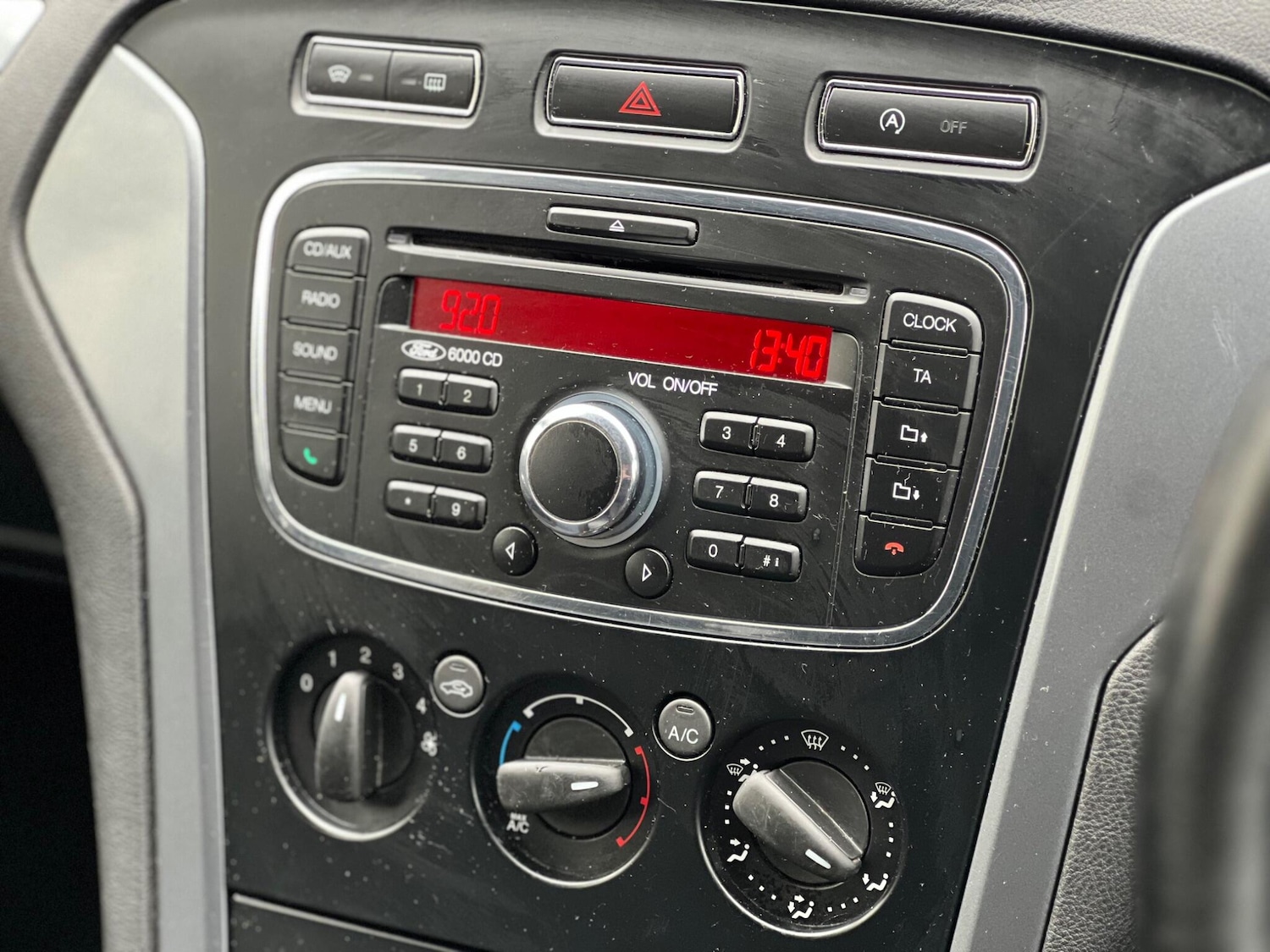 Used Ford Mondeo 2013 for sale - 76377180: Photo 29