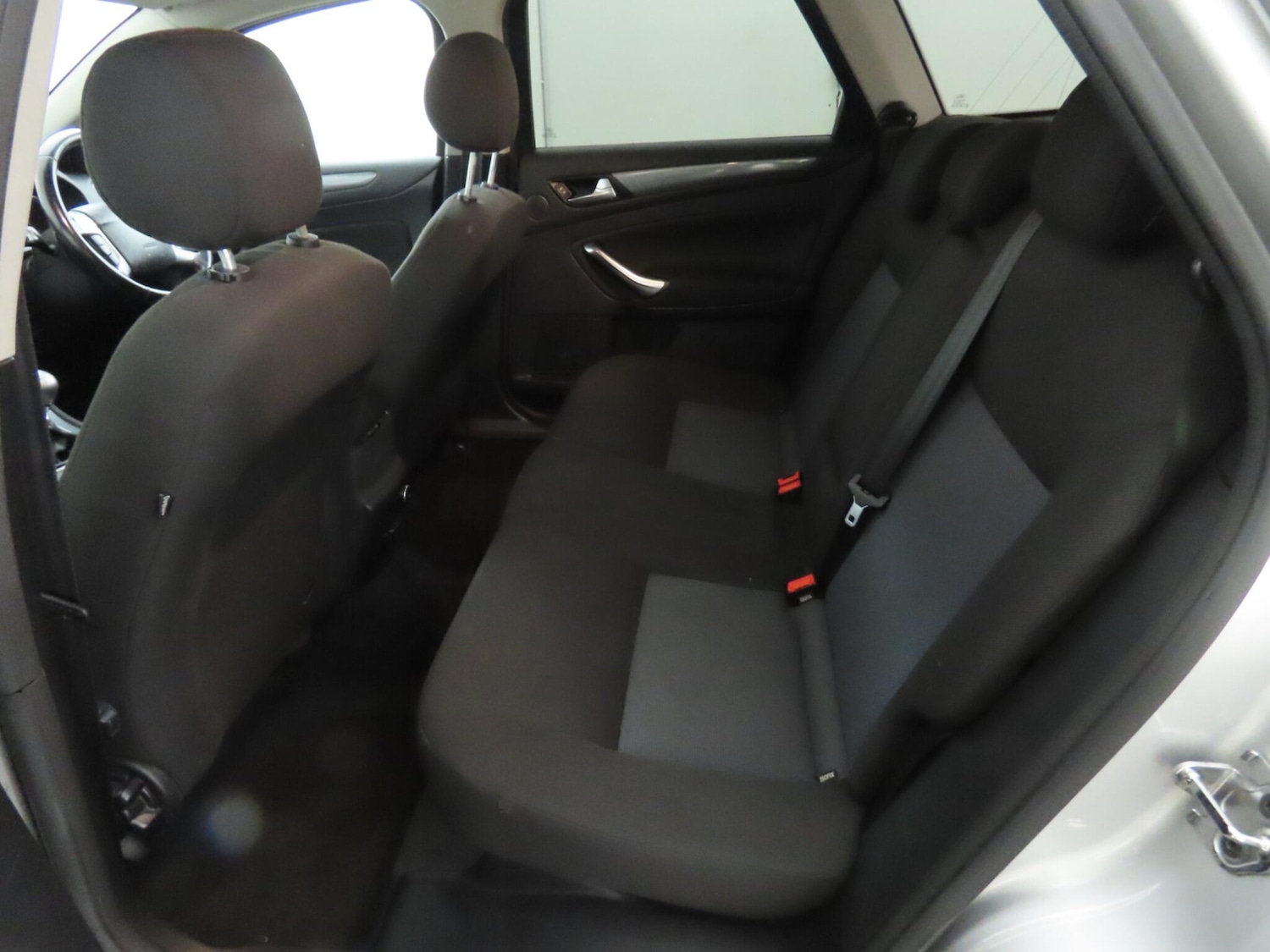 Used Ford Mondeo 2013 for sale - 76377180: Photo 3