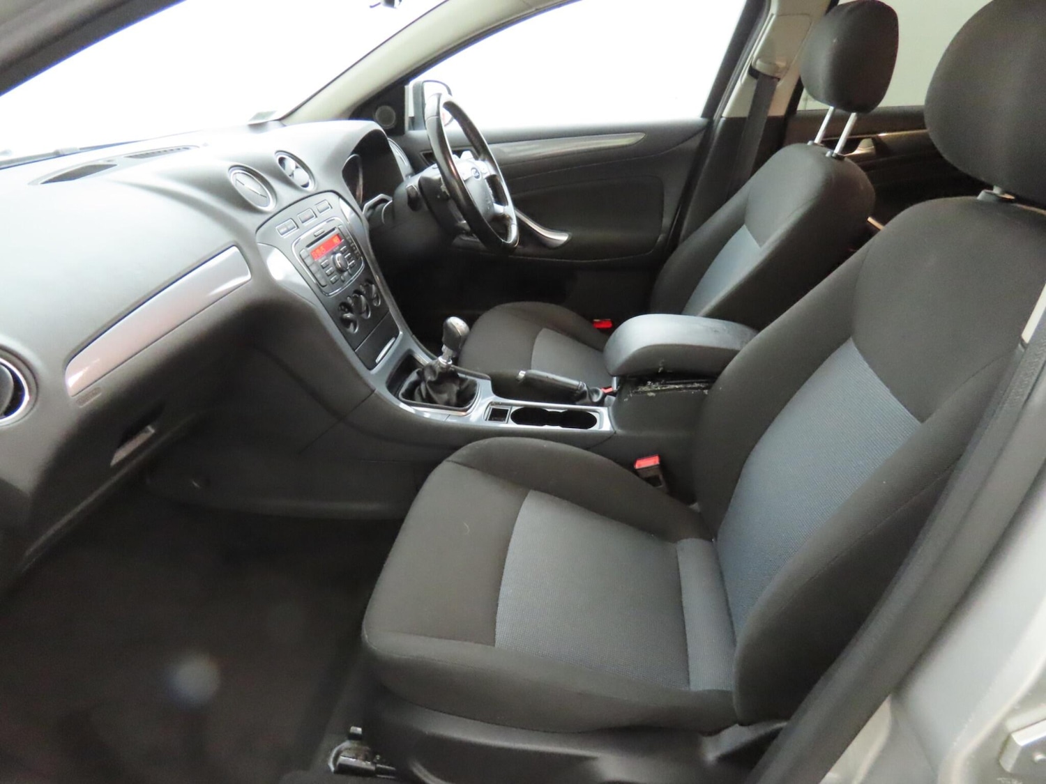 Used Ford Mondeo 2013 for sale - 76377180: Photo 7