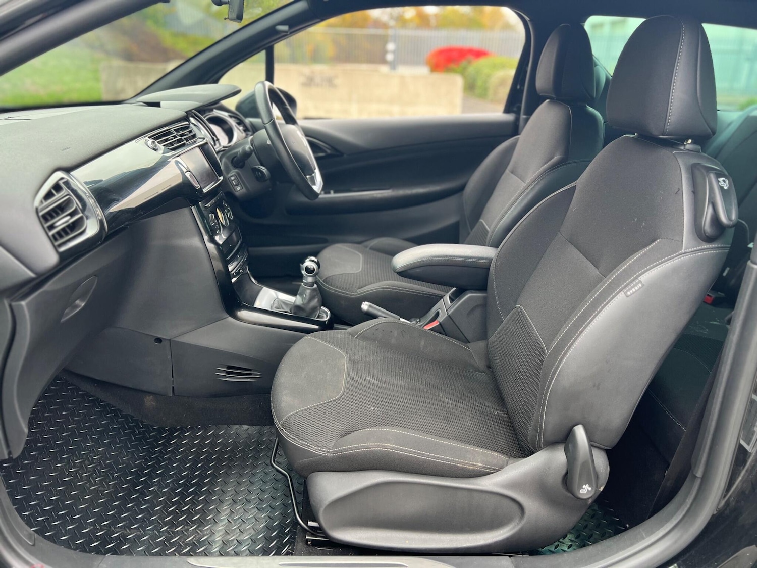 Used DS Automobiles DS 3 2017 for sale - 76084394: Photo 17