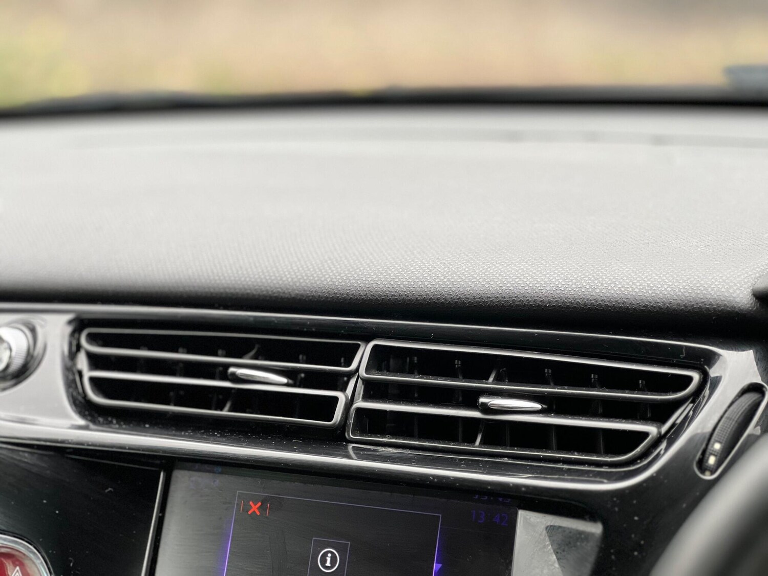 Used DS Automobiles DS 3 2017 for sale - 76084394: Photo 21