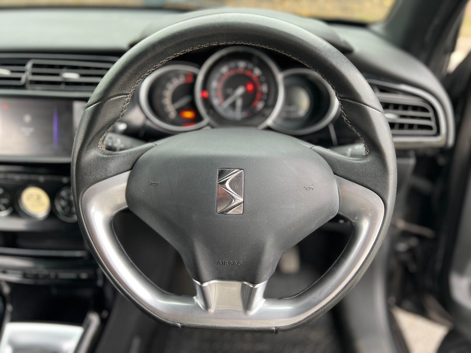 Used DS Automobiles DS 3 2017 for sale - 76084394: Photo 5