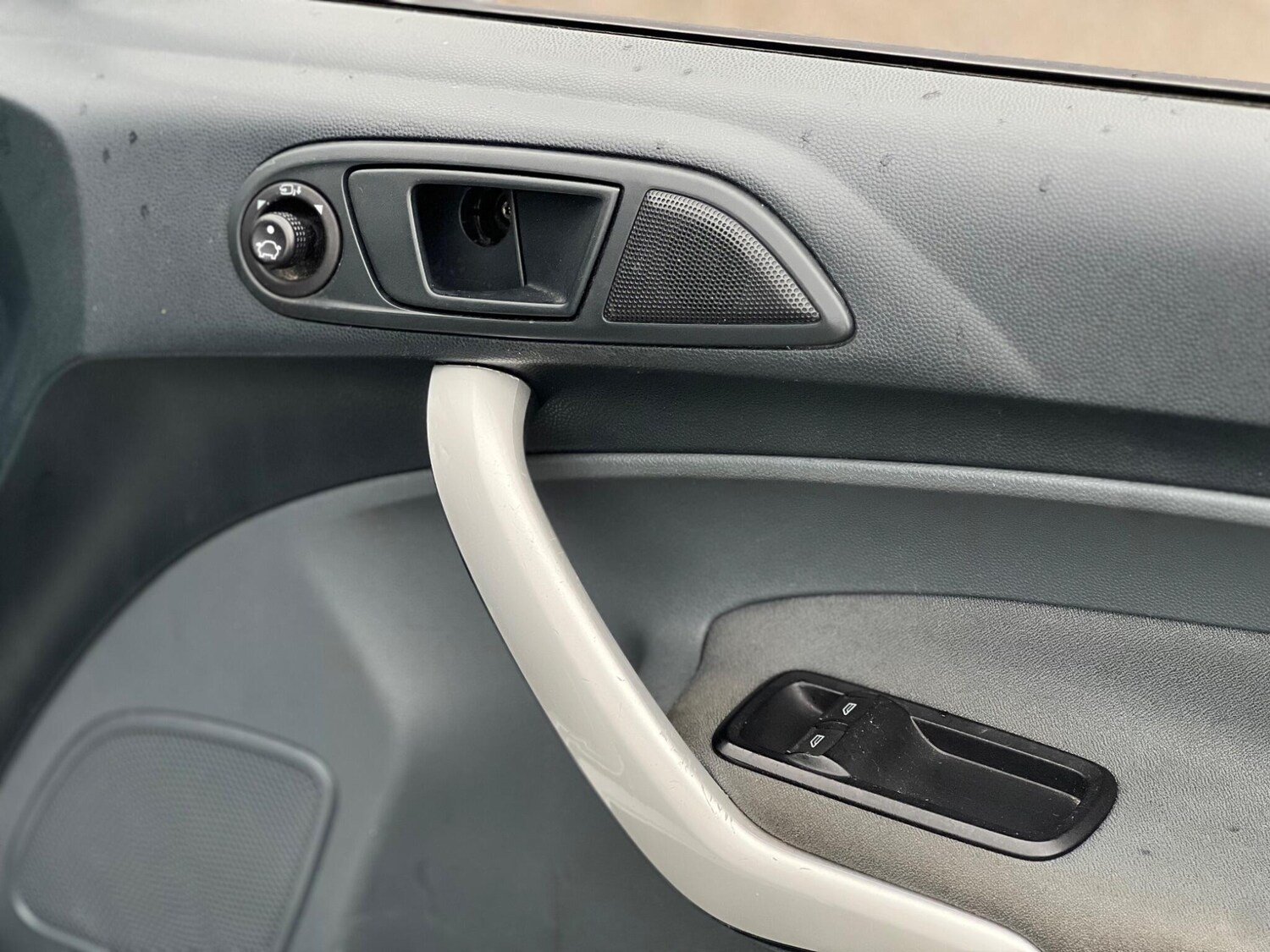 Used Ford Fiesta 2009 for sale - 77586919: Photo 40